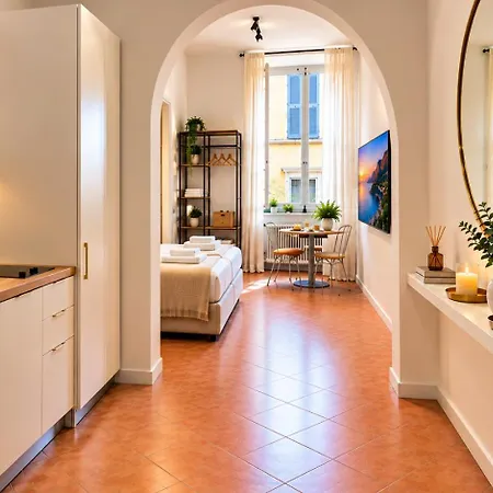 Lovely Navona Flat *