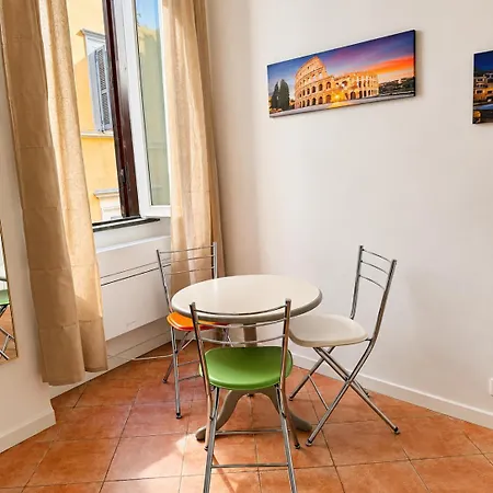 Lovely Navona Flat
